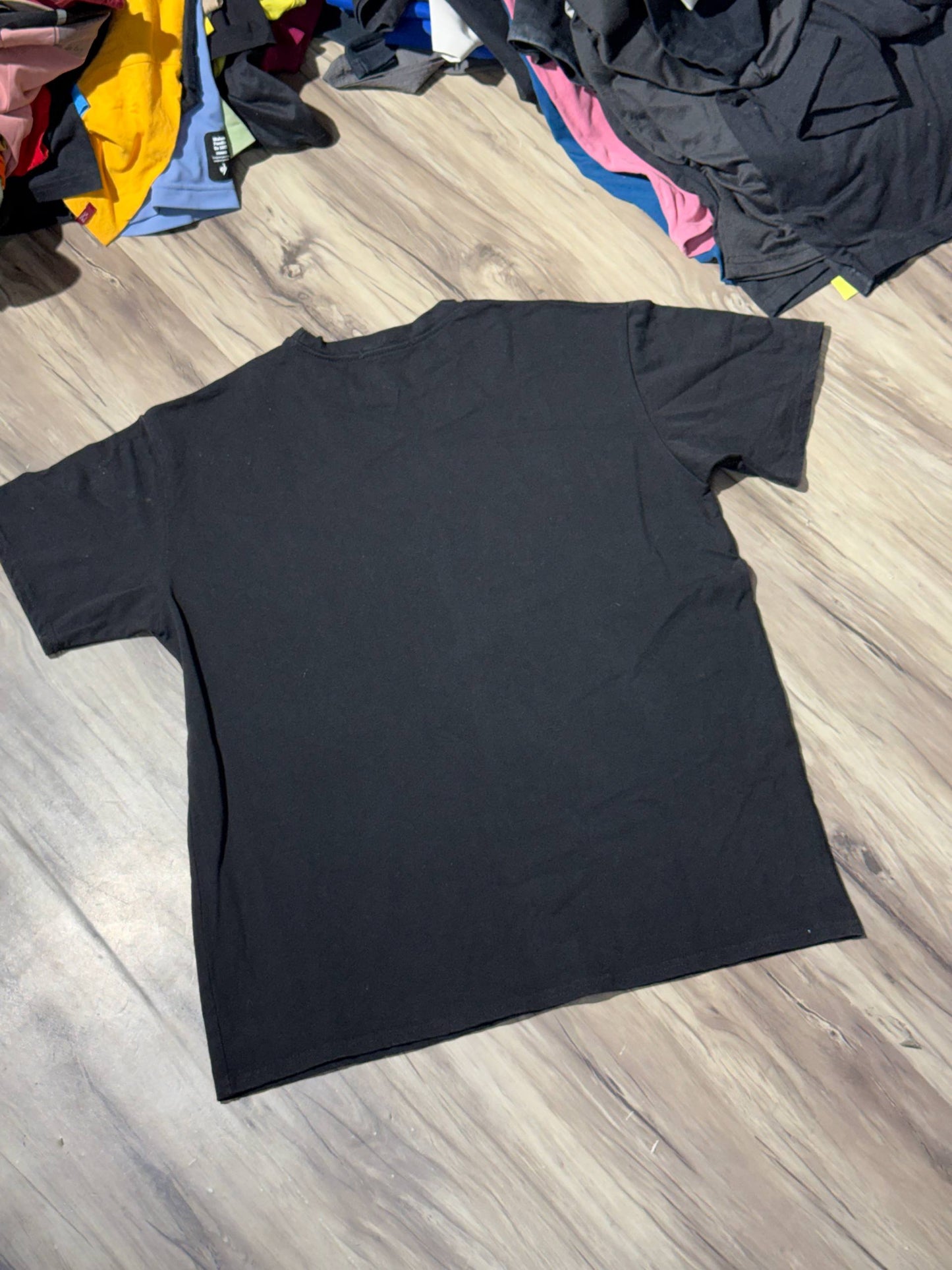 T-SHIRT SIZE L