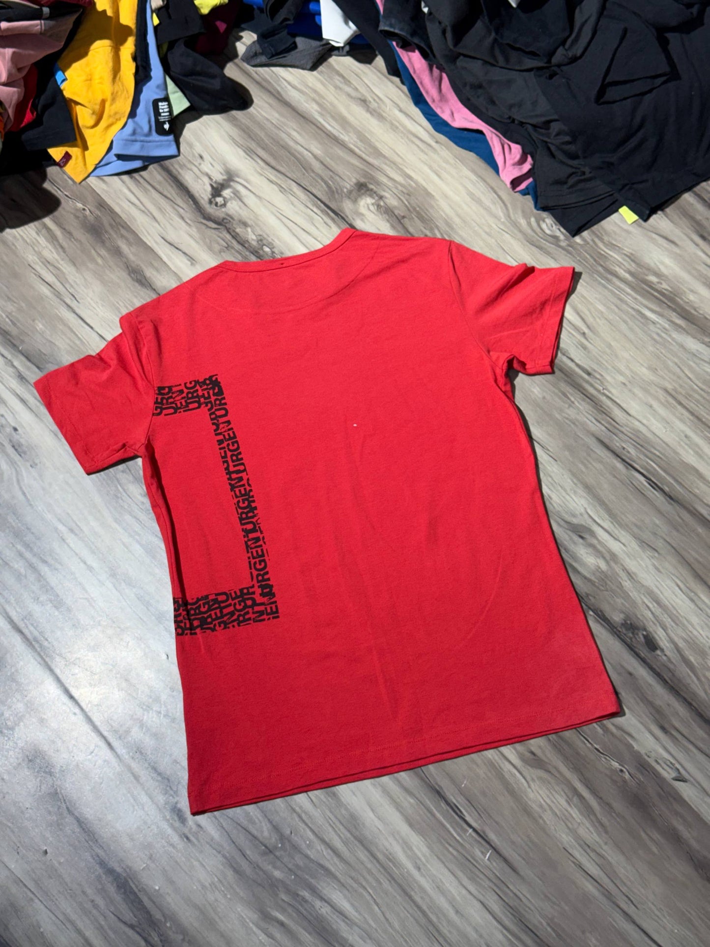 T-SHIRT SIZE L