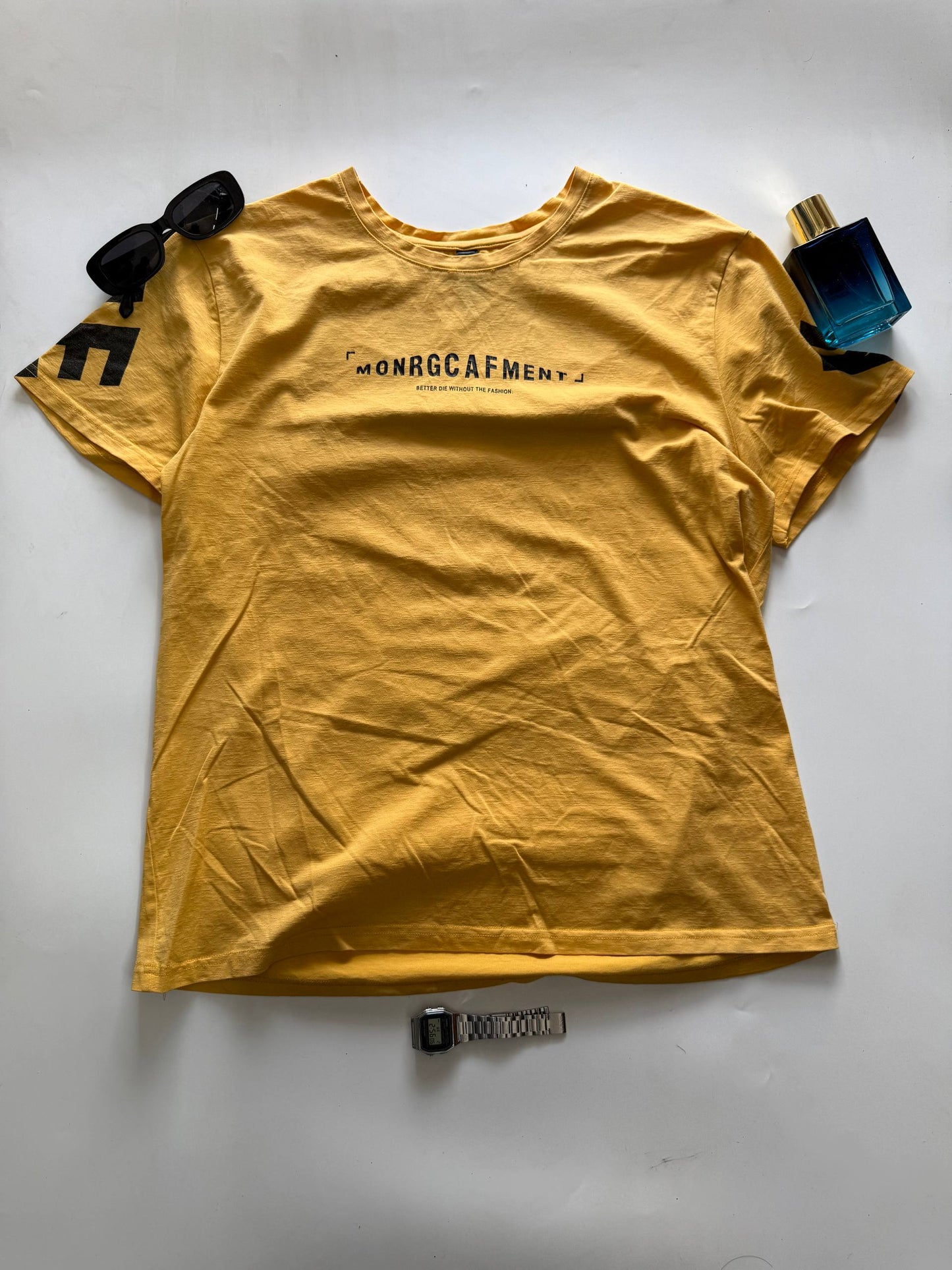 T-Shirt Size - L
