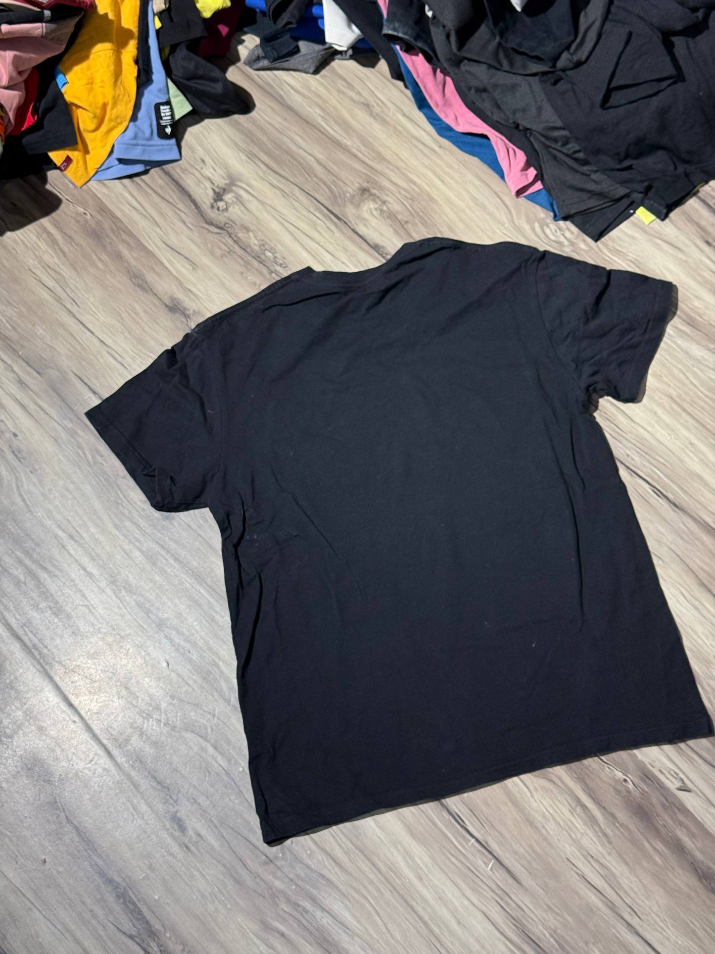 T-SHIRT SIZE L