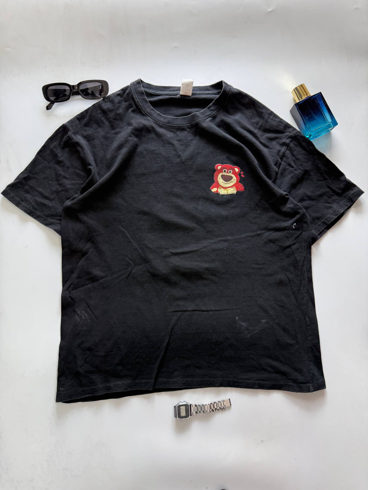 T-Shirt Size - L
