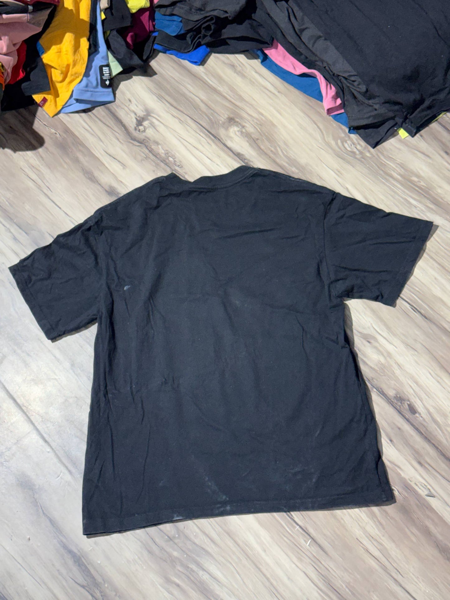 T-SHIRT SIZE L