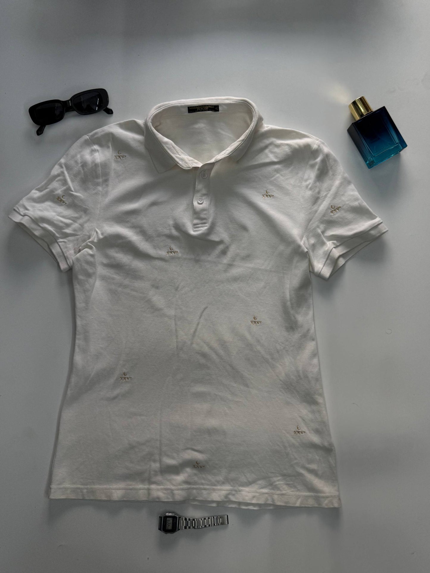 T-Shirt Size - M