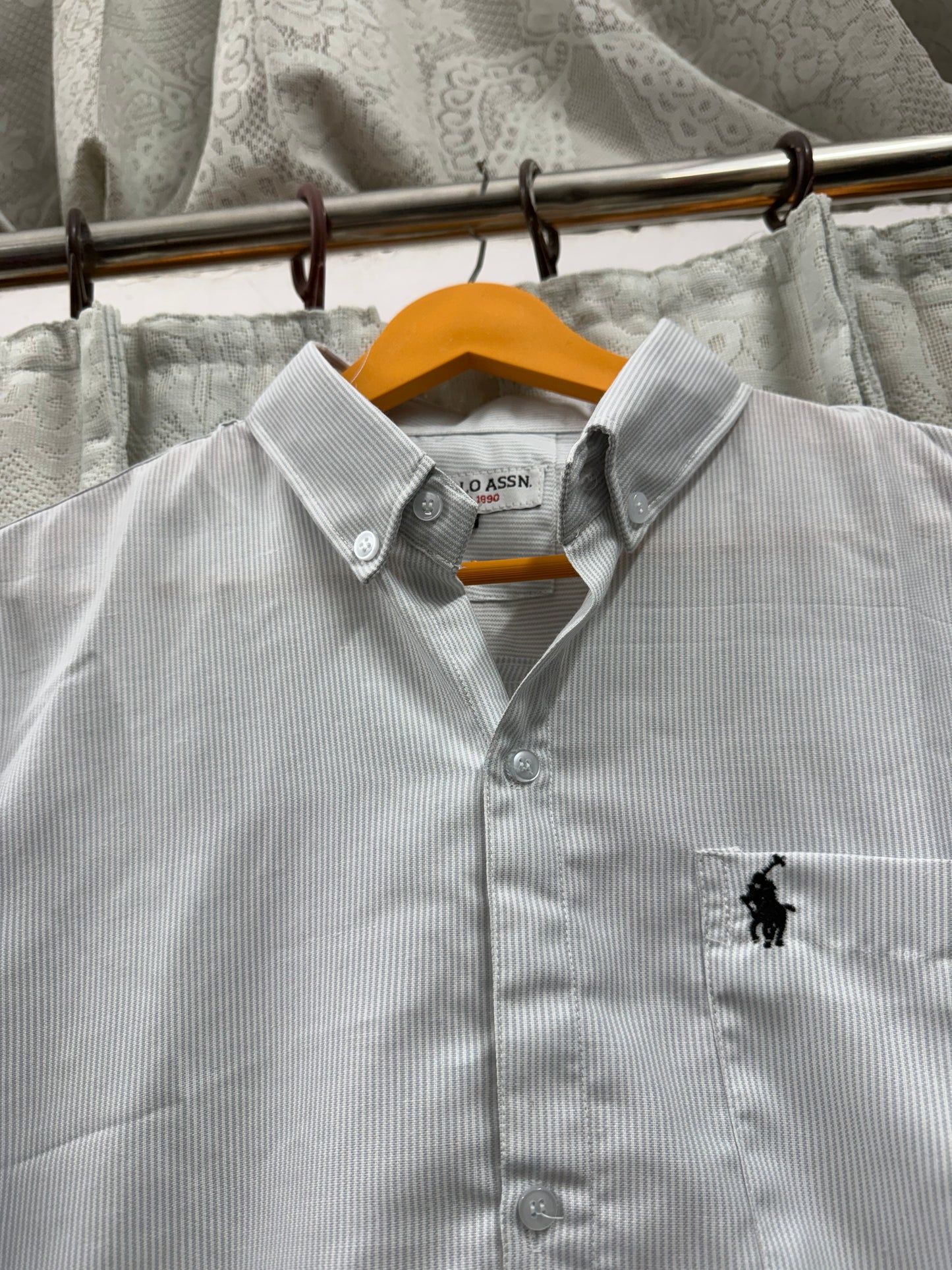 OLD MONEY STRIPE SHIRT (LIGHT BLUE )