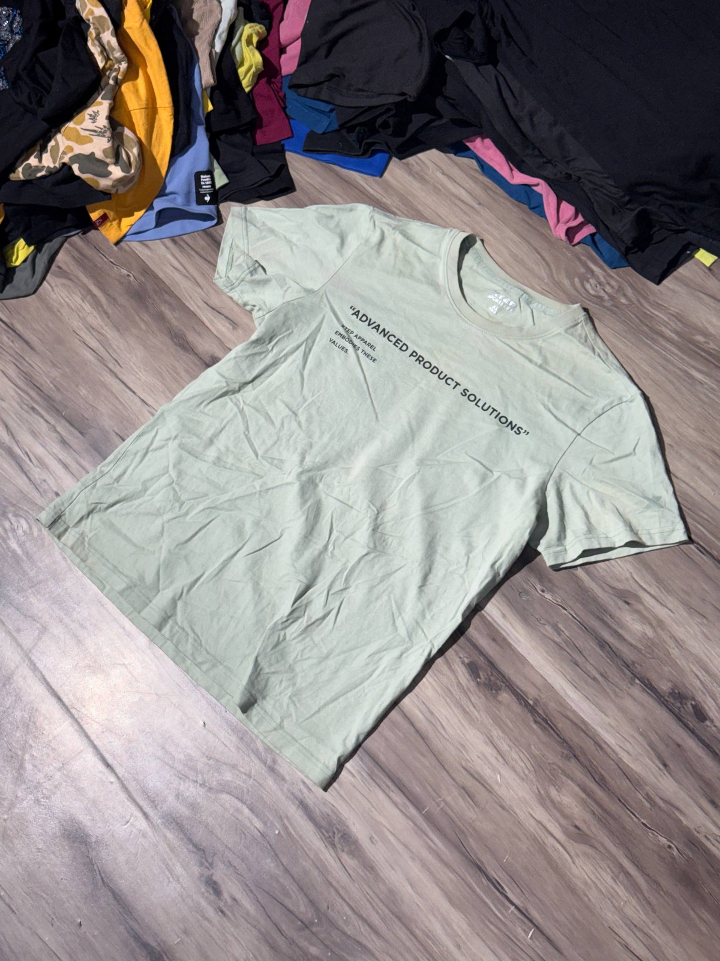 T-SHIRT SIZE M