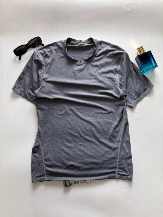 T-Shirt Size - L