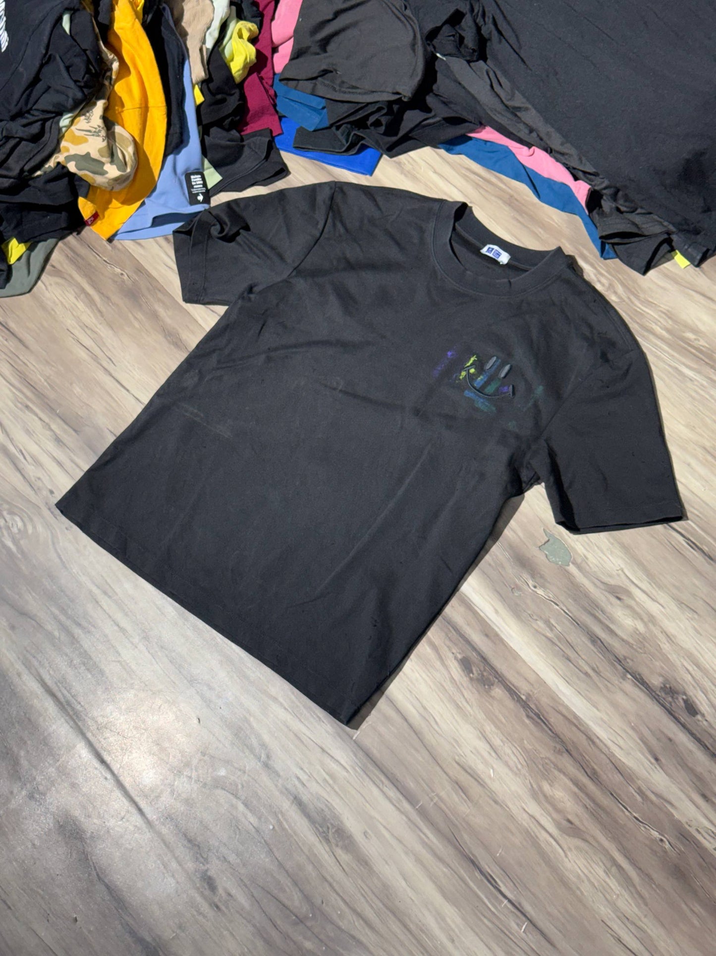 T-SHIRT SIZE M