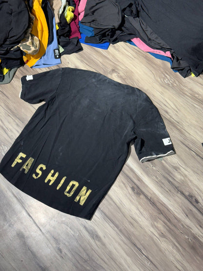 T-SHIRT SIZE M