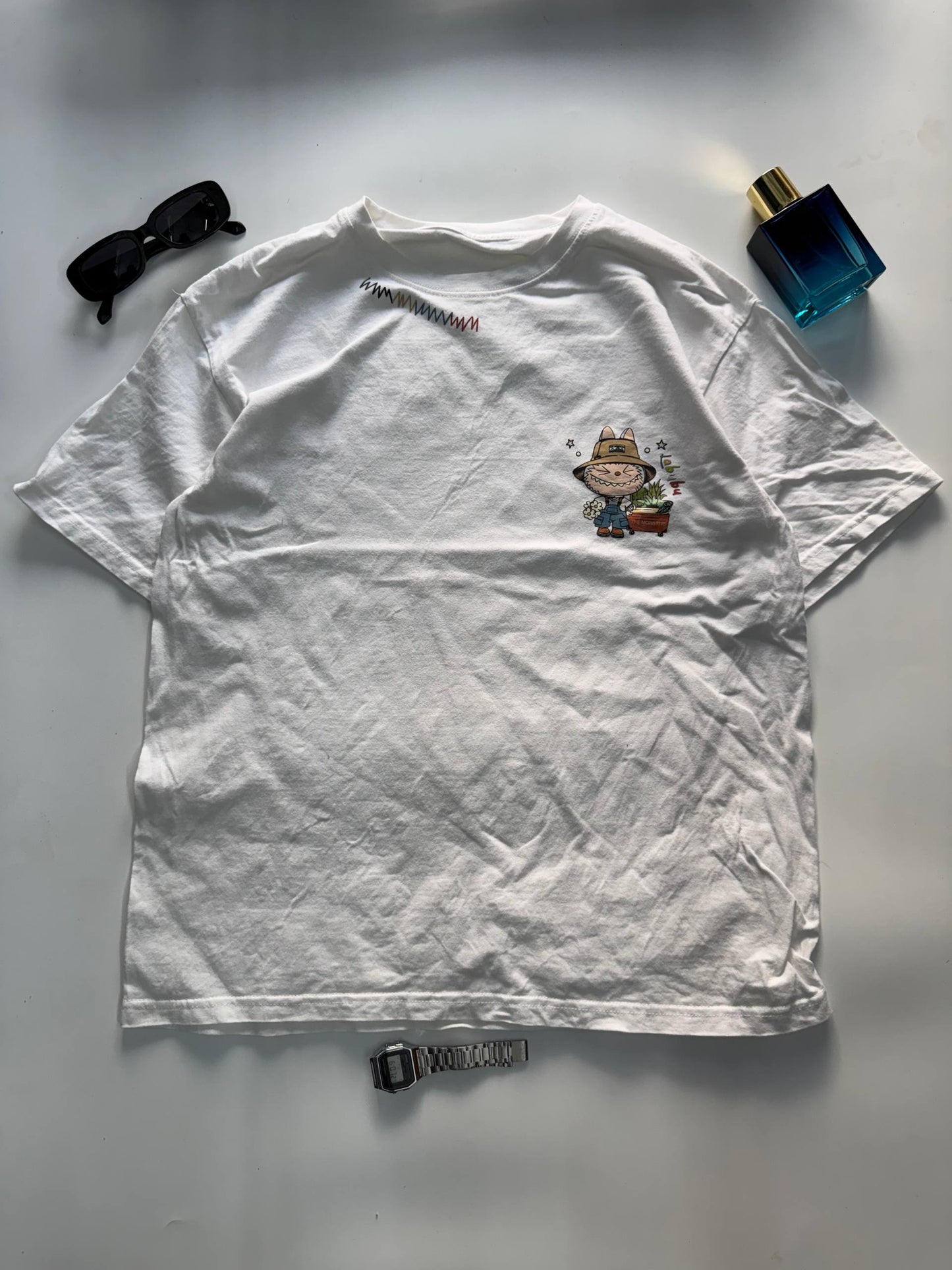 T-Shirt Size - L