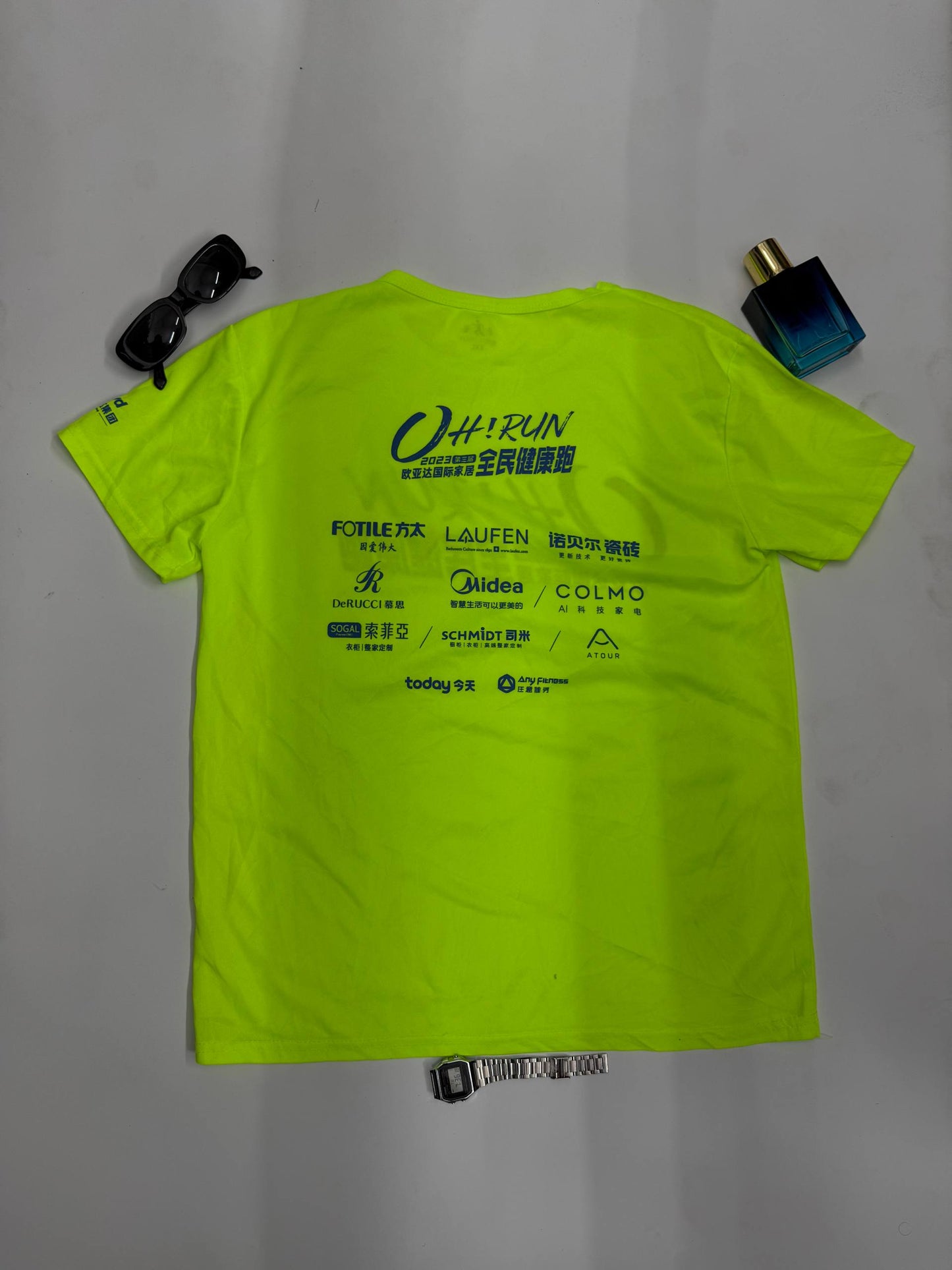 T-Shirt Size - M
