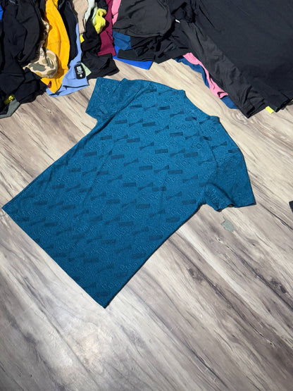 T-SHIRT SIZE M