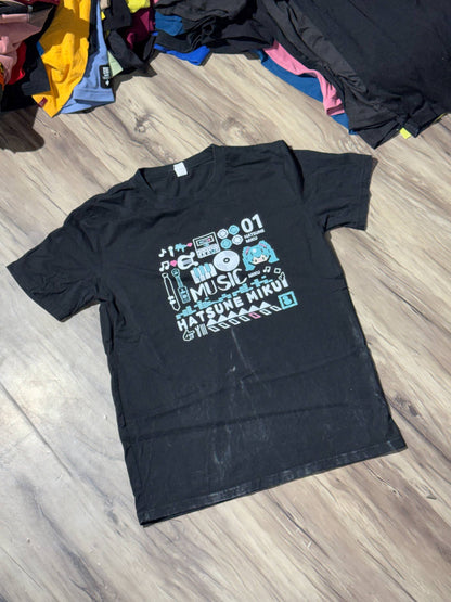 T-SHIRT SIZE L