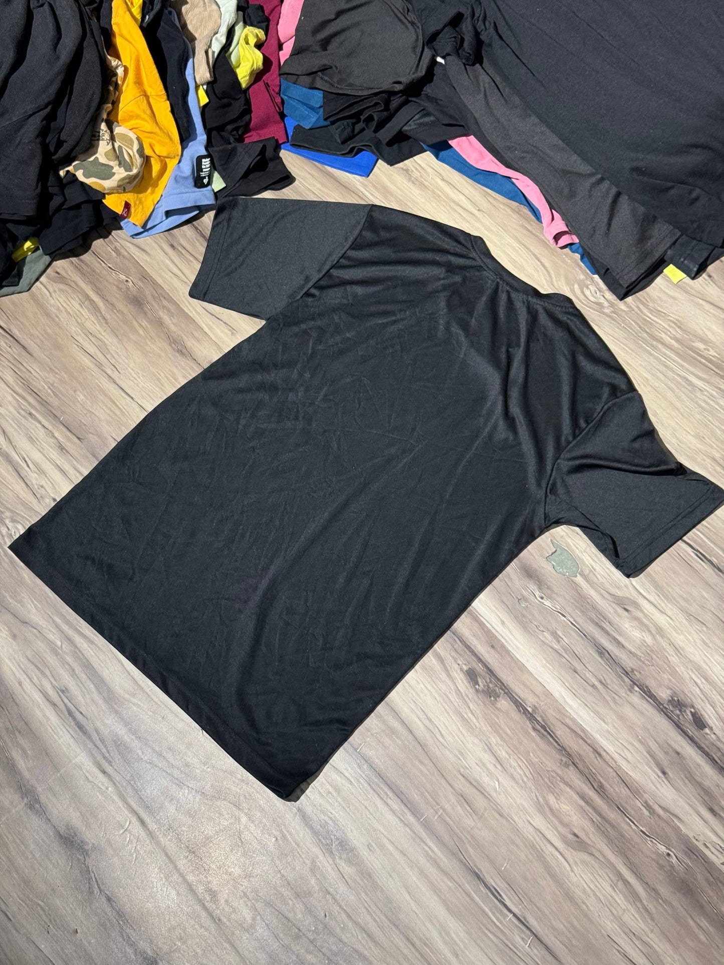 T-SHIRT SIZE M