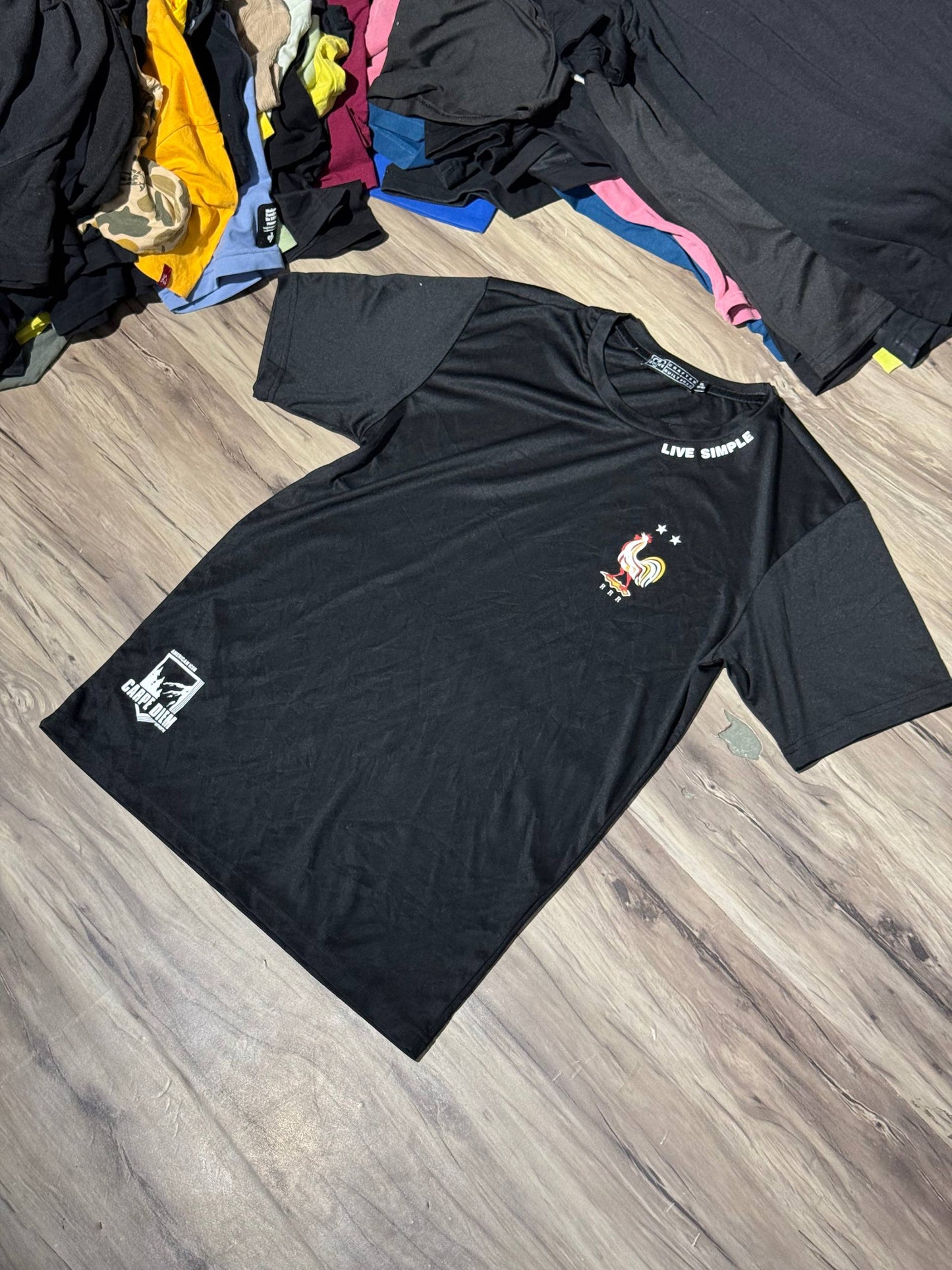 T-SHIRT SIZE M