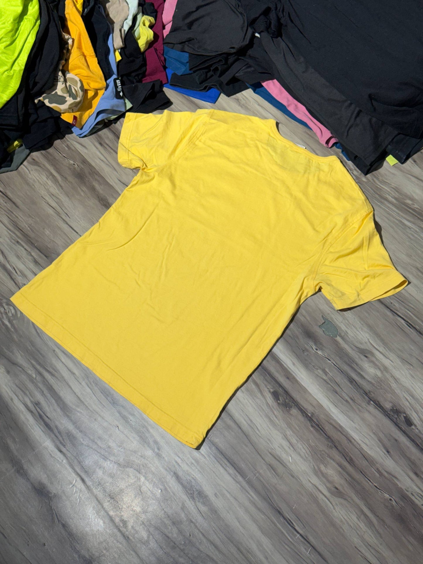 T-SHIRT SIZE M