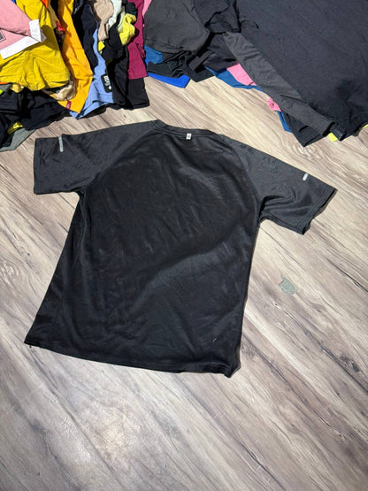 T-SHIRT SIZE M