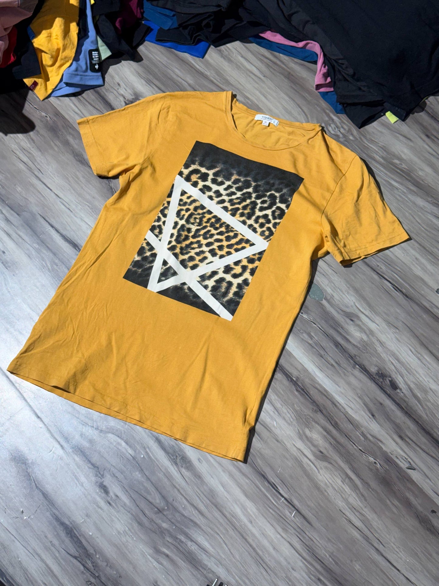 T-SHIRT SIZE L