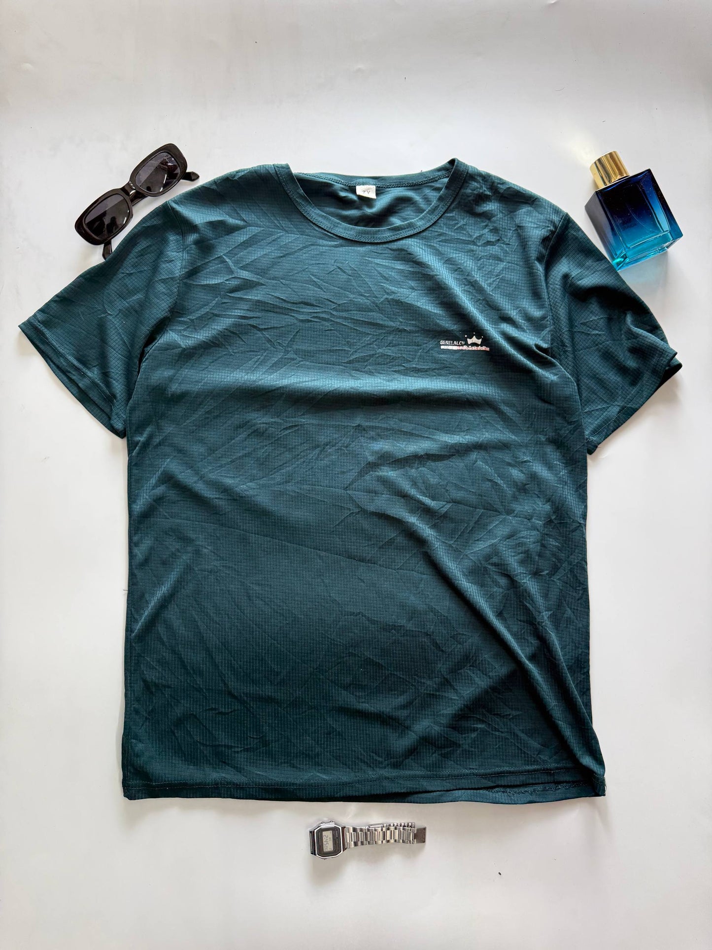 T-Shirt Size - M