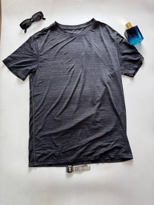 T-Shirt Size - L