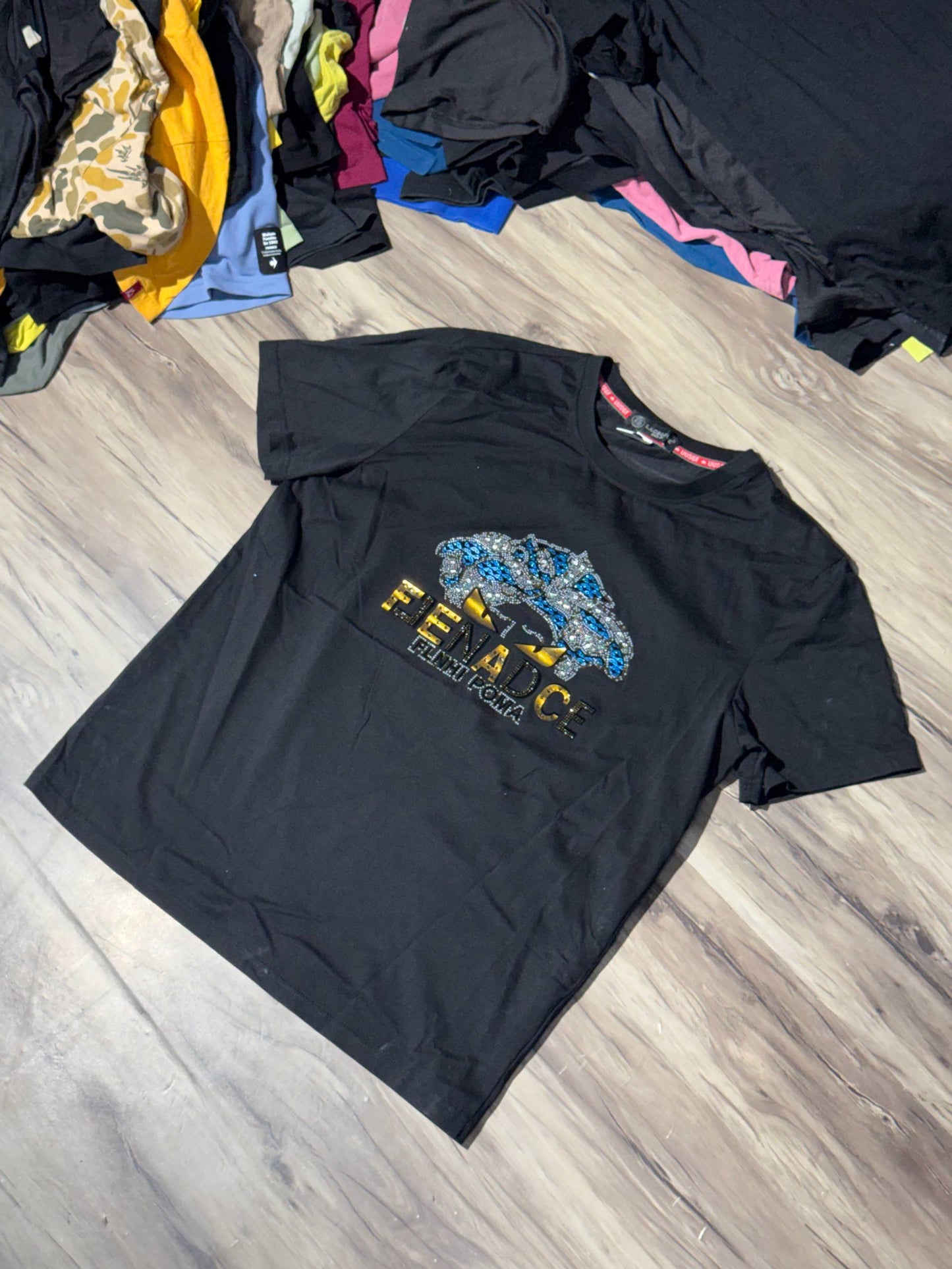 T-SHIRT SIZE M